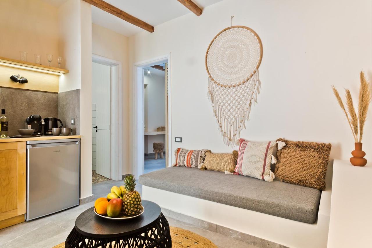 Ypsilos Beach Suites Adults Only Kyra Panagia ภายนอก รูปภาพ